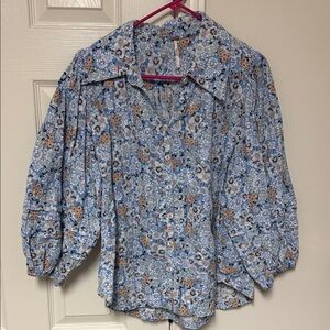 Free People Floral Blue Puff-Sleeve Button Front Women's Top